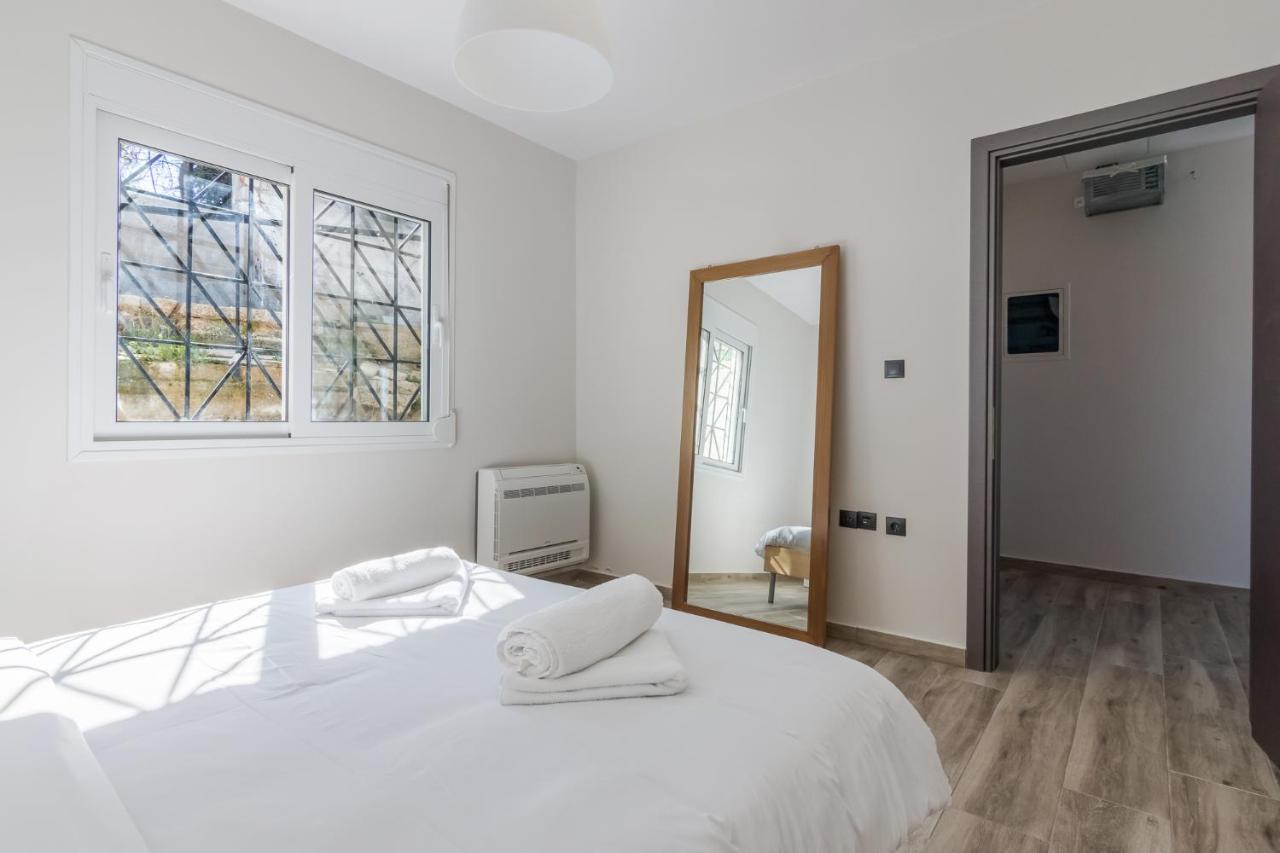 Acropolis View Apartment For 4 People Athen Exterior foto